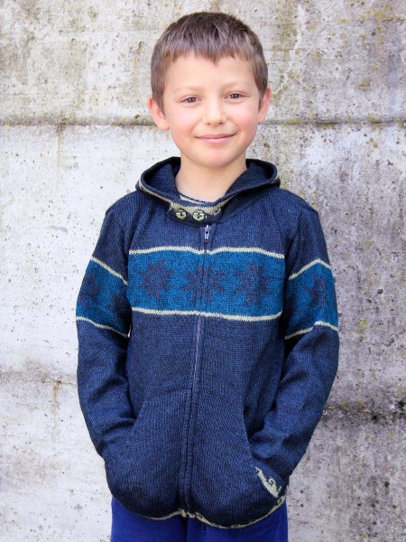 Ropa-etica-ninos-y-chaquetas-con-capucha